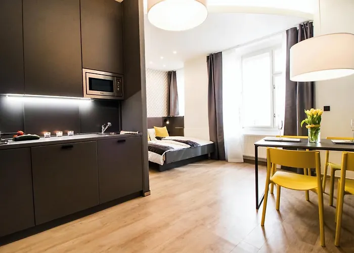 In The Hearth Of The City Centre, Old Town Square - 3min * Praga